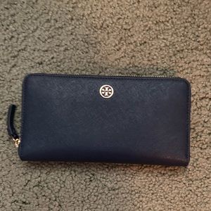 Tory Burch Robinson Wallet